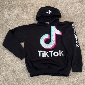 Preowned kids Tiktok black hoodie sweatshirt- XL